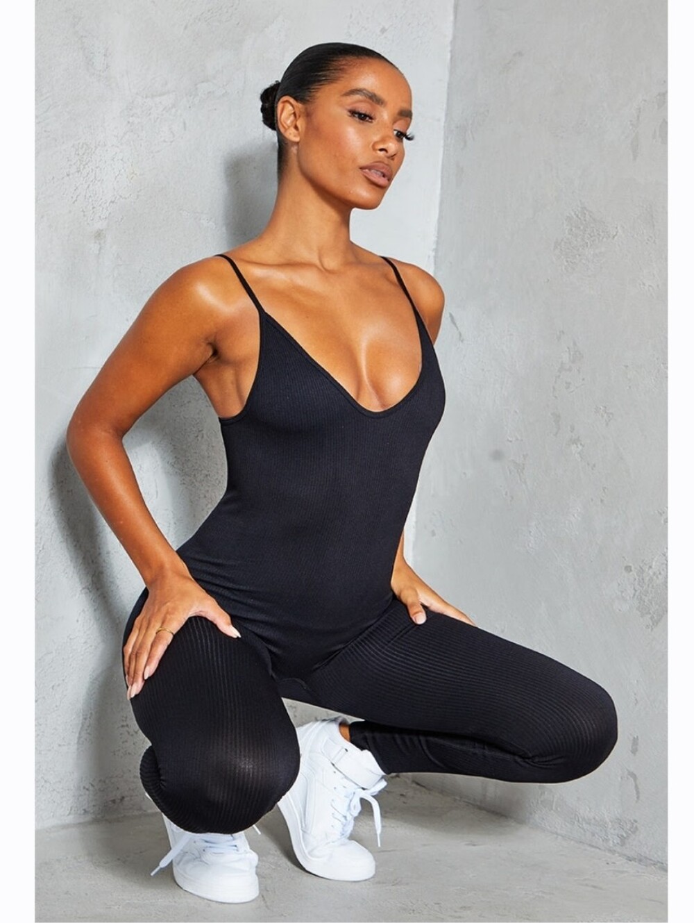Pretty Little Thing Black Structured Contour Rib Strappy Plunge Jumpsuit Med NWT